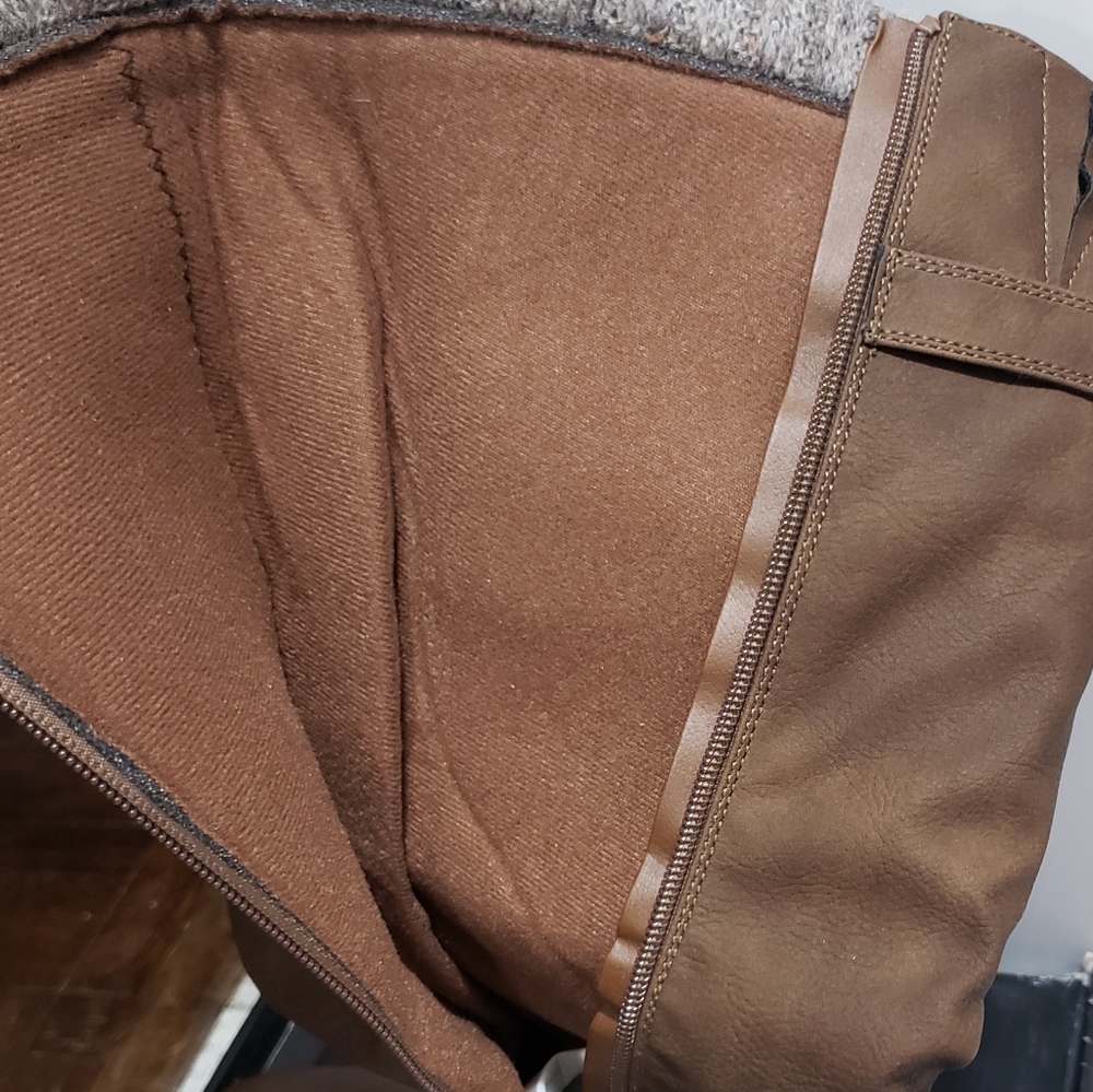 Brown Harlow Heather Fall Boots. Nwt - Picture 9 of 9